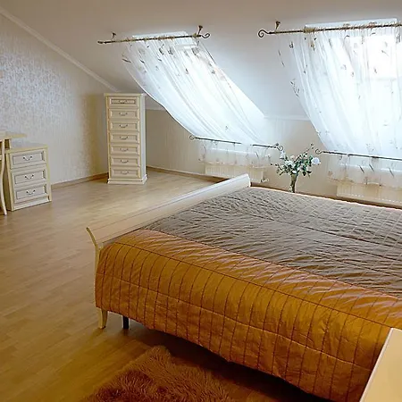 Apartmán Spacious Duplex Near Park And Metro In Vinohrady By Easybnb *