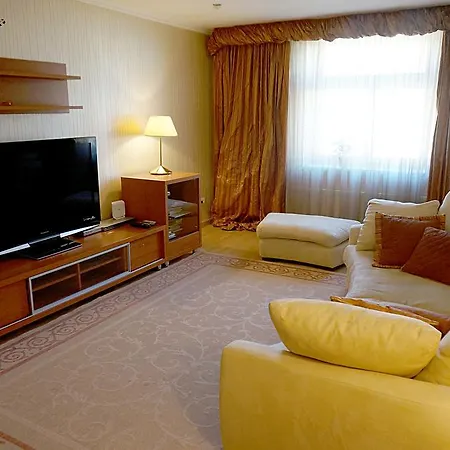 Apartmán Spacious Duplex Near Park And Metro In Vinohrady By Easybnb Praha