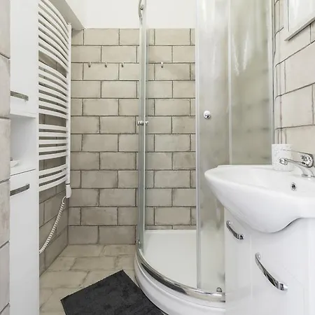Spacious Duplex Near Park And Metro In Vinohrady By Easybnb Apartmán Praha