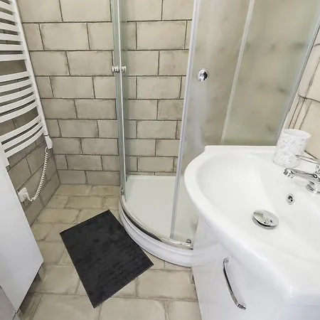 Apartmán Spacious Duplex Near Park And Metro In Vinohrady By Easybnb